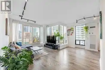 85 Bloor Street Unit# PH 6, Toronto (Church-Yonge Corridor), Ontario M4W3Y1, 3 Bedrooms Bedrooms, ,2 BathroomsBathrooms,Condo,For Sale,Bloor,C9418248