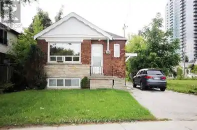 38 Finch Avenue Toronto (Newtonbrook West) Ontario M2N2G9