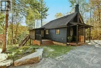 2255 B CALABOGIE Road, Greater Madawaska (542 - Greater Madawaska), Ontario K0J1G0, 3 Bedrooms Bedrooms, ,1 BathroomBathrooms,All Houses,For Sale,Burnstown,CALABOGIE,X9523540