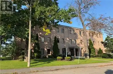 4701 SAINT CLAIR Avenue Unit# 104 Niagara Falls Ontario L2E3S9