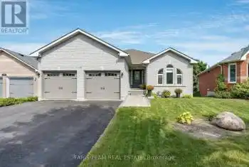 18 Todd Drive, Barrie (Innis-Shore), Ontario L4N9K6, 3 Bedrooms Bedrooms, ,3 BathroomsBathrooms,All Houses,For Sale,Todd,S9419802