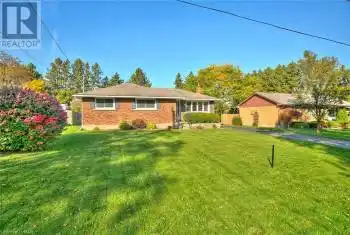 5 CHERRYWOOD Avenue, Pelham (662 - Fonthill), Ontario L0S1E3, 3 Bedrooms Bedrooms, ,2 BathroomsBathrooms,All Houses,For Sale,CHERRYWOOD,X9507830