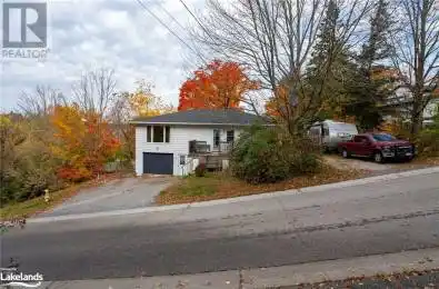 4 GEORGE Street Parry Sound Ontario P2A2M1