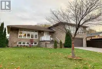 202 Goddard Street, Toronto (Bathurst Manor), Ontario M3H5E6, 3 Bedrooms Bedrooms, ,4 BathroomsBathrooms,All Houses,For Sale,Goddard,C9505962