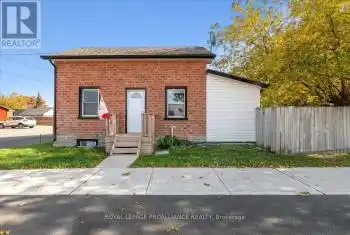 374 Main Street, Prince Edward County (Picton), Ontario K0K2T0, 3 Bedrooms Bedrooms, ,1 BathroomBathrooms,All Houses,For Sale,Main,X9506049