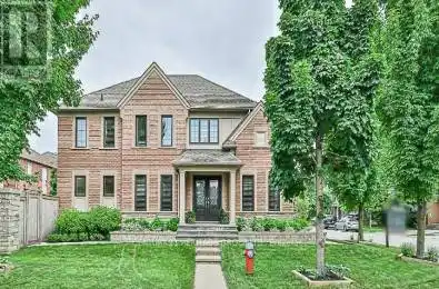 21 Courtney Crescent Richmond Hill (Jefferson) Ontario L4E4B9