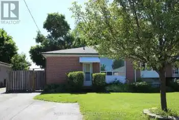 224 Axminster Drive, Richmond Hill (Crosby), Ontario L4C2W1, 4 Bedrooms Bedrooms, ,2 BathroomsBathrooms,All Houses,For Sale,Axminster,N9506458