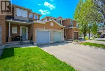 2320 Dalebrook Drive, Oakville (Uptown Core), Ontario L6H6K3, 3 Bedrooms Bedrooms, ,3 BathroomsBathrooms,All Houses,For Rent,Dalebrook,W9508628