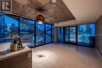 224 King Street Unit# 1504, Toronto (Waterfront Communities), Ontario M5H0A6, 2 Bedrooms Bedrooms, ,2 BathroomsBathrooms,Condo,For Sale,King,C9508752