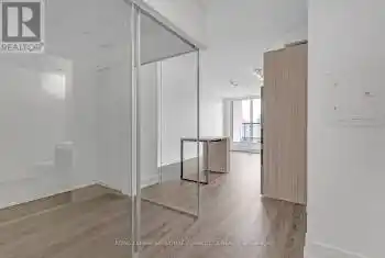 3100 Keele Street Unit# 325, Toronto (Downsview-Roding-CFB), Ontario M3M2H4, 2 Bedrooms Bedrooms, ,2 BathroomsBathrooms,Condo,For Sale,Keele,W9508887