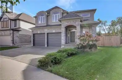 917 DEER CREEK Court Kitchener Ontario N2A0J1