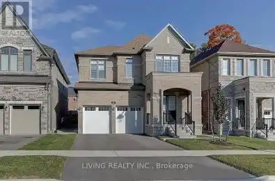 44 Sikura Circle Aurora Ontario L4G3Y8