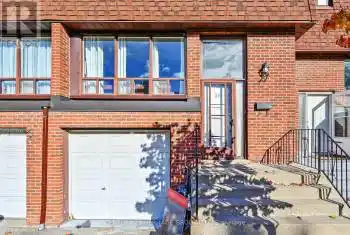 38 Stately Way, Markham (Thornhill), Ontario L3T3Z8, 3 Bedrooms Bedrooms, ,2 BathroomsBathrooms,All Houses,For Sale,Stately,N9510422