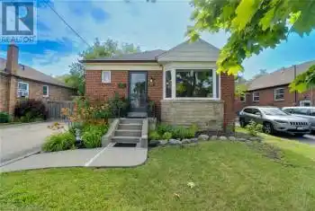 45 MAYALL Avenue, Toronto, Ontario M3L1E7, 5 Bedrooms Bedrooms, ,2 BathroomsBathrooms,All Houses,For Sale,MAYALL,40668494