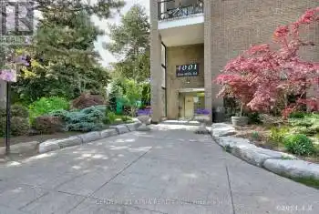 4001 Don Mills Road Unit# 135, Toronto (Hillcrest Village), Ontario M2H3J8, 2 Bedrooms Bedrooms, ,2 BathroomsBathrooms,All Houses,For Sale,Don Mills,C9512172