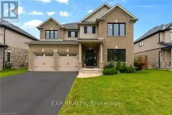 689 Brian Street, Fort Erie, Ontario L2A6W2, 5 Bedrooms Bedrooms, ,4 BathroomsBathrooms,All Houses,For Sale,Brian,X9512401