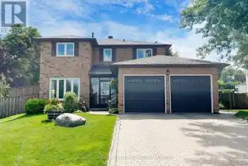 97 Little Court, Newmarket (Gorham-College Manor), Ontario L3Y6S4, 5 Bedrooms Bedrooms, ,4 BathroomsBathrooms,All Houses,For Sale,Little,N9512546