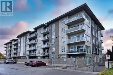 16 MARKLE Crescent Unit# 315 Ancaster Ontario L9G3K9