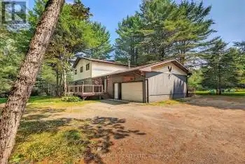 357 BRITANNIA Road, Huntsville, Ontario P1H2J3, 6 Bedrooms Bedrooms, ,5 BathroomsBathrooms,All Houses,For Sale,BRITANNIA,40669798