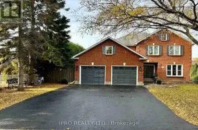 8 Carriage Lane Clarington (Courtice) Ontario L1E1J9