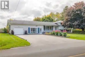 415 LINE 1 Road, Niagara-on-the-Lake (108 - Virgil), Ontario L0S1J0, 4 Bedrooms Bedrooms, ,4 BathroomsBathrooms,All Houses,For Sale,LINE 1,X9767582