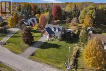 8 Martine Crescent, Oro-Medonte (Shanty Bay), Ontario L0L2L0, 4 Bedrooms Bedrooms, ,3 BathroomsBathrooms,All Houses,For Sale,Martine,S9514197