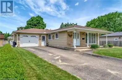 68 APPALACHIAN Crescent Kitchener Ontario N2E1A4