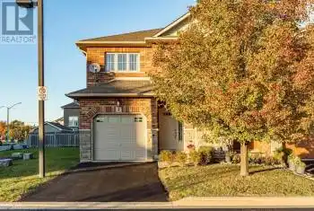 4 MARINA POINT Crescent, Hamilton, Ontario L8E0E4, 3 Bedrooms Bedrooms, ,4 BathroomsBathrooms,All Houses,For Sale,MARINA POINT,40669925