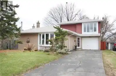 18 Oakridge Drive Toronto (Cliffcrest) Ontario M1M2A4