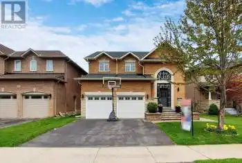 2211 Stratus Dr, Oakville, Ontario L6M 4W5, 4 Bedrooms Bedrooms, 8 Rooms Rooms,4 BathroomsBathrooms,All Houses,Sold,Stratus,W9514475