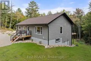 1690 Reay Rd, Bracebridge, Ontario P1P 1R3, 2 Bedrooms Bedrooms, 5 Rooms Rooms,2 BathroomsBathrooms,All Houses,Sold,Reay,X9363580