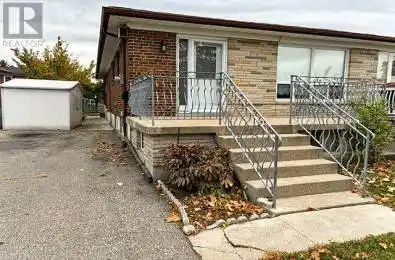 67 DELLBROOK Crescent Toronto (Humber Summit) Ontario M9L1E3