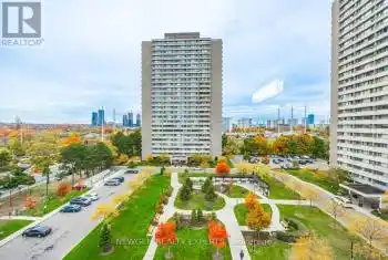 715 Don Mills Road Unit# 802, Toronto (Flemingdon Park), Ontario M3C1S5, 2 Bedrooms Bedrooms, ,1 BathroomBathrooms,Condo,For Sale,Don Mills,C9767381