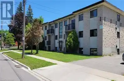 203 MAUSSER Avenue Unit# 7 Kitchener Ontario N2M3K9