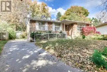 121 Paperbirch Crescent, London, Ontario N6G1L8, 5 Bedrooms Bedrooms, ,2 BathroomsBathrooms,All Houses,For Sale,Paperbirch,X9768246