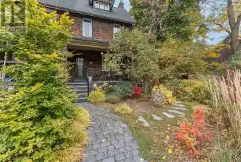 127 Bellwoods Avenue, Toronto (Trinity-Bellwoods), Ontario M6J2P6, 4 Bedrooms Bedrooms, ,2 BathroomsBathrooms,All Houses,For Sale,Bellwoods,C9768893