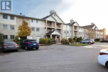 727 Deveron Crescent Unit# 219, London, Ontario N5Z4X4, 3 Bedrooms Bedrooms, ,2 BathroomsBathrooms,Condo,For Sale,Deveron,X9769559