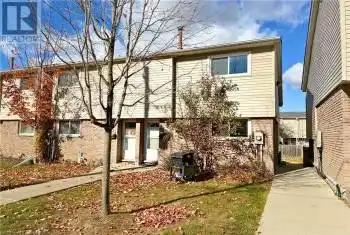 320 BLUEVALE Avenue Unit# 52, Waterloo, Ontario N2J4G3, 3 Bedrooms Bedrooms, ,2 BathroomsBathrooms,All Houses,For Rent,BLUEVALE,40671321