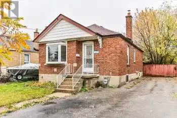 149 N Bonnington Avenue, Toronto (Clairlea-Birchmount), Ontario M1K1Y2, 4 Bedrooms Bedrooms, ,2 BathroomsBathrooms,All Houses,For Sale,N Bonnington,E9770044