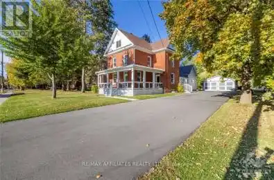 45 DRUMMOND Street Perth Ontario K7H2J9