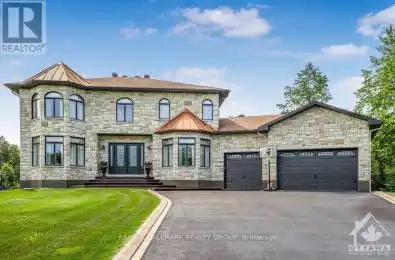 699 BALLYCASTLE Crescent Ottawa Ontario K1X0A4