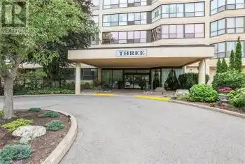 3 TOWERING HEIGHTS Boulevard Unit# 303, St. Catharines (461 - Glendale/Glenridge), Ontario L2T4A4, 2 Bedrooms Bedrooms, ,2 BathroomsBathrooms,Condo,For Sale,TOWERING HEIGHTS,X10413652