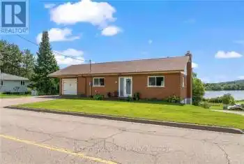 101 SIBERIA Road, Madawaska Valley (570 - Madawaska Valley), Ontario K0J1B0, 4 Bedrooms Bedrooms, ,2 BathroomsBathrooms,All Houses,For Sale,Barry's Bay,SIBERIA,X10410989