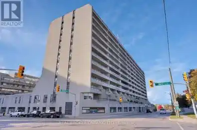 55 William Street Unit# 701 Oshawa (O'Neill) Ontario L1G7C9