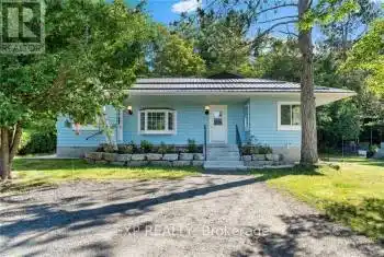 371 JOHN Street, Madawaska Valley (570 - Madawaska Valley), Ontario K0J1B0, 5 Bedrooms Bedrooms, ,2 BathroomsBathrooms,All Houses,For Sale,Barry's Bay,JOHN,X9517632