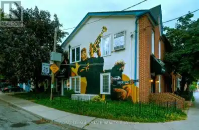 222 Gerrard Street Toronto (Moss Park) Ontario M5A2E8