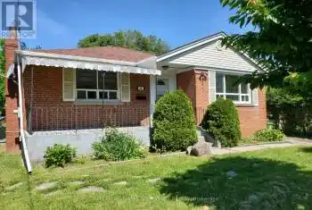 30 Glen Everest Road Unit# Main, Toronto (Birchcliffe-Cliffside), Ontario M1N1J3, 3 Bedrooms Bedrooms, ,1 BathroomBathrooms,All Houses,For Rent,Glen Everest,E10403168