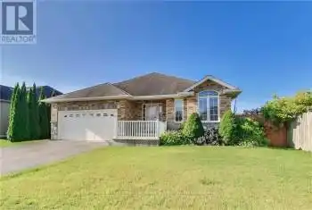 123 COULAS Crescent, Norfolk County, Ontario N0E1Y0, 6 Bedrooms Bedrooms, ,4 BathroomsBathrooms,All Houses,For Sale,COULAS,X10403442