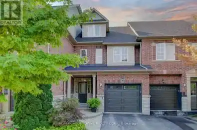 300 Ravineview Way Unit# 36 Oakville (Iroquois Ridge North) Ontario L6