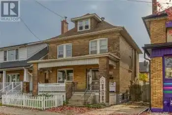 982 KING Street, Hamilton, Ontario L8M1C5, 7 Bedrooms Bedrooms, ,2 BathroomsBathrooms,All Houses,For Rent,KING,40672692